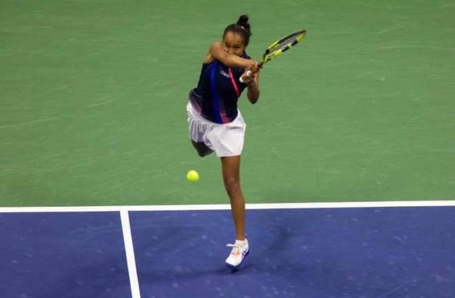 现充满期待 现充满期待