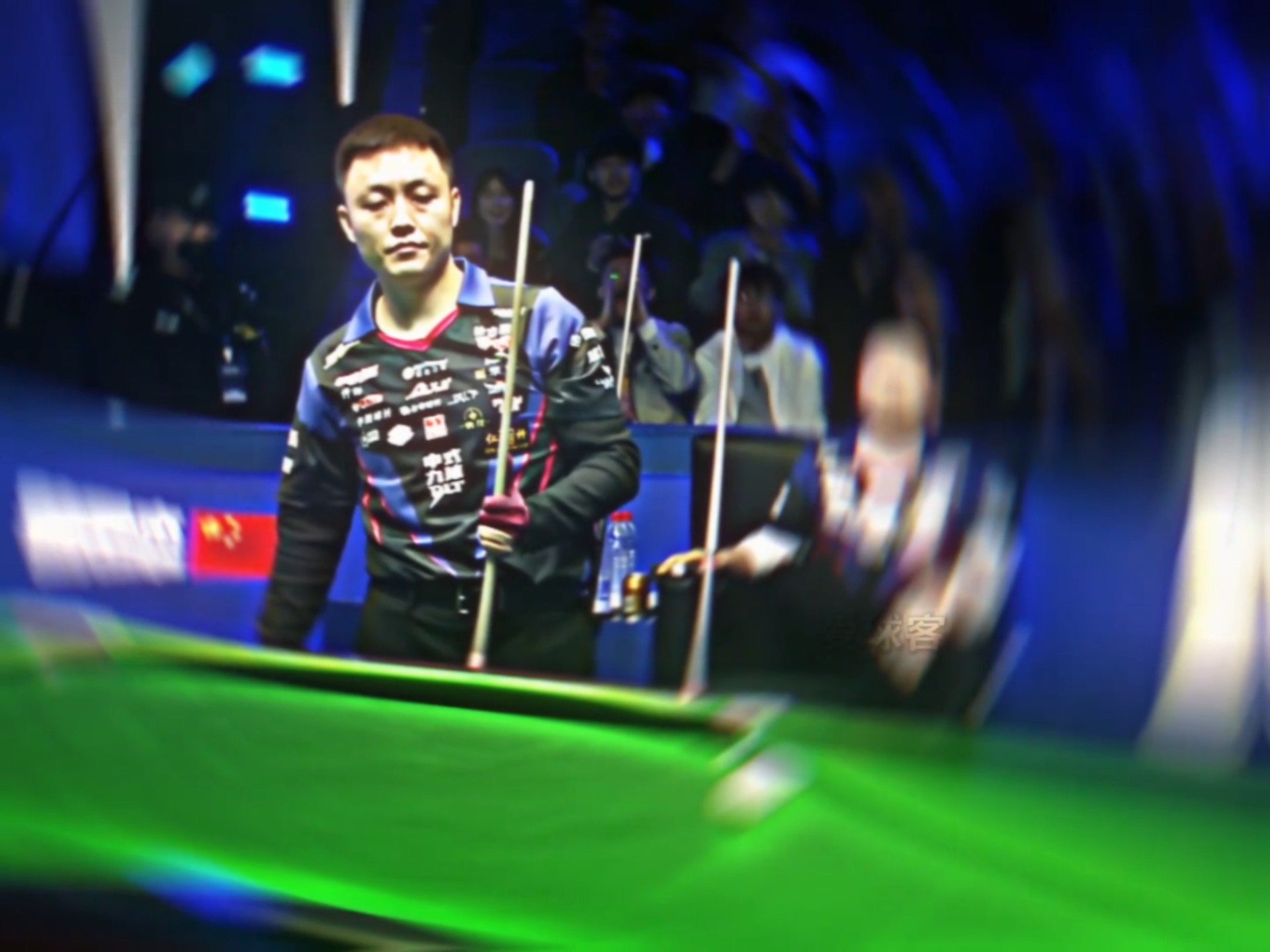 不仅取决于 不仅取决于