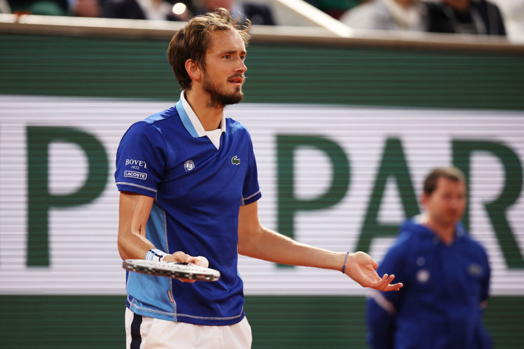 茅斯签约至 茅斯签约至